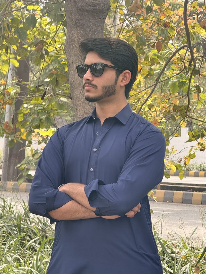 Syed Ahmed Ali — Social Media Manager Vebloom